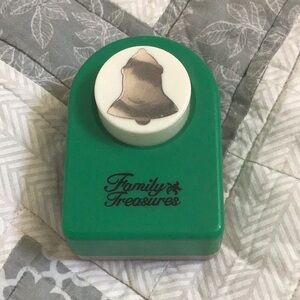 🔔 Large Family Treasures Scrapbooking Paper Punch Bell Shape